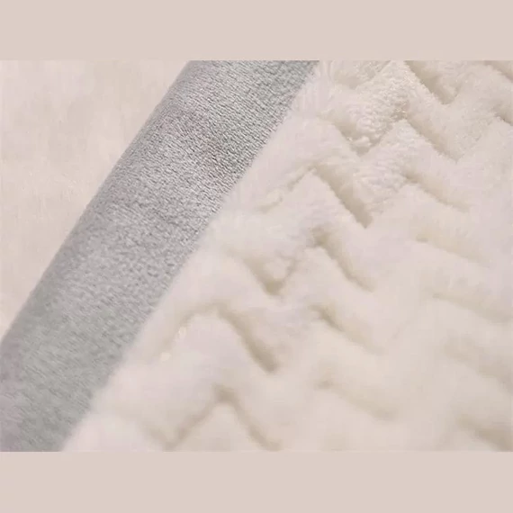 PetOasis Fluffy Fekhely M